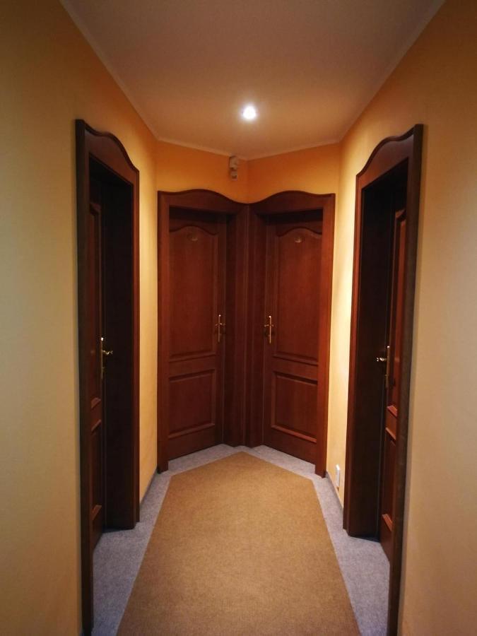 Hotel Mladost Lipany 外观 照片